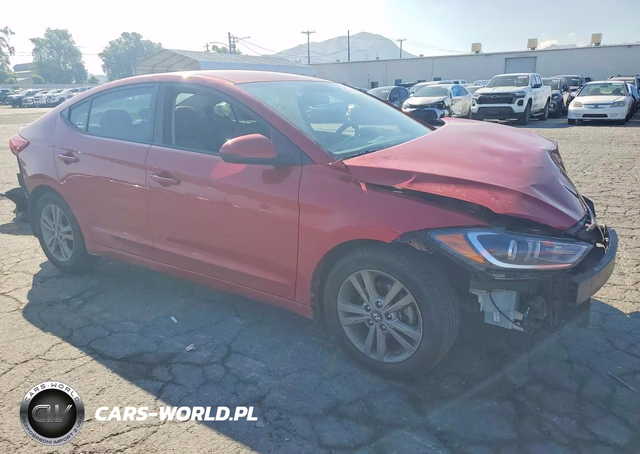 2017 Hyundai Elantra Se VIN:5NPD84LF5HH042678 - 4