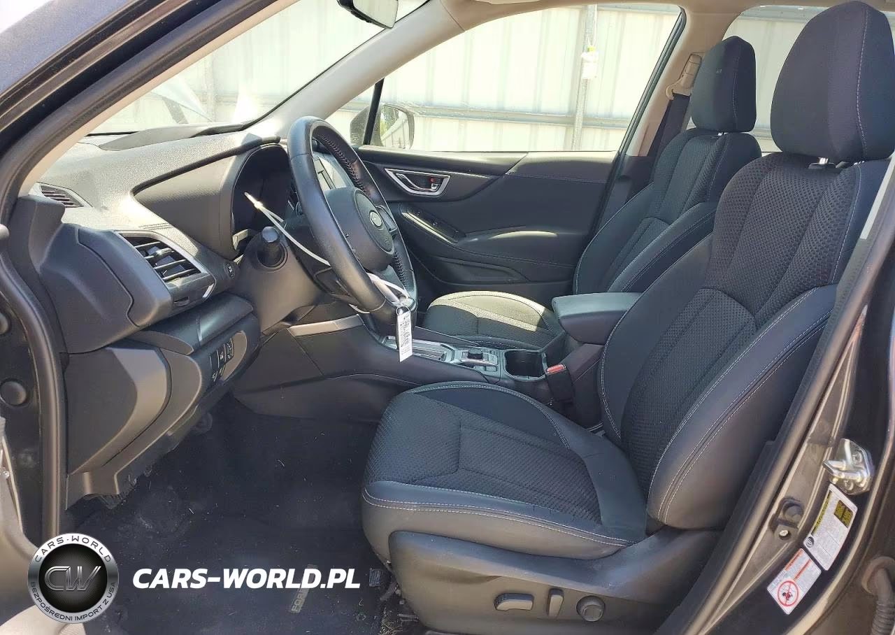 2019 Subaru Forester Premium VIN:JF2SKAGCXKH550692 - 7