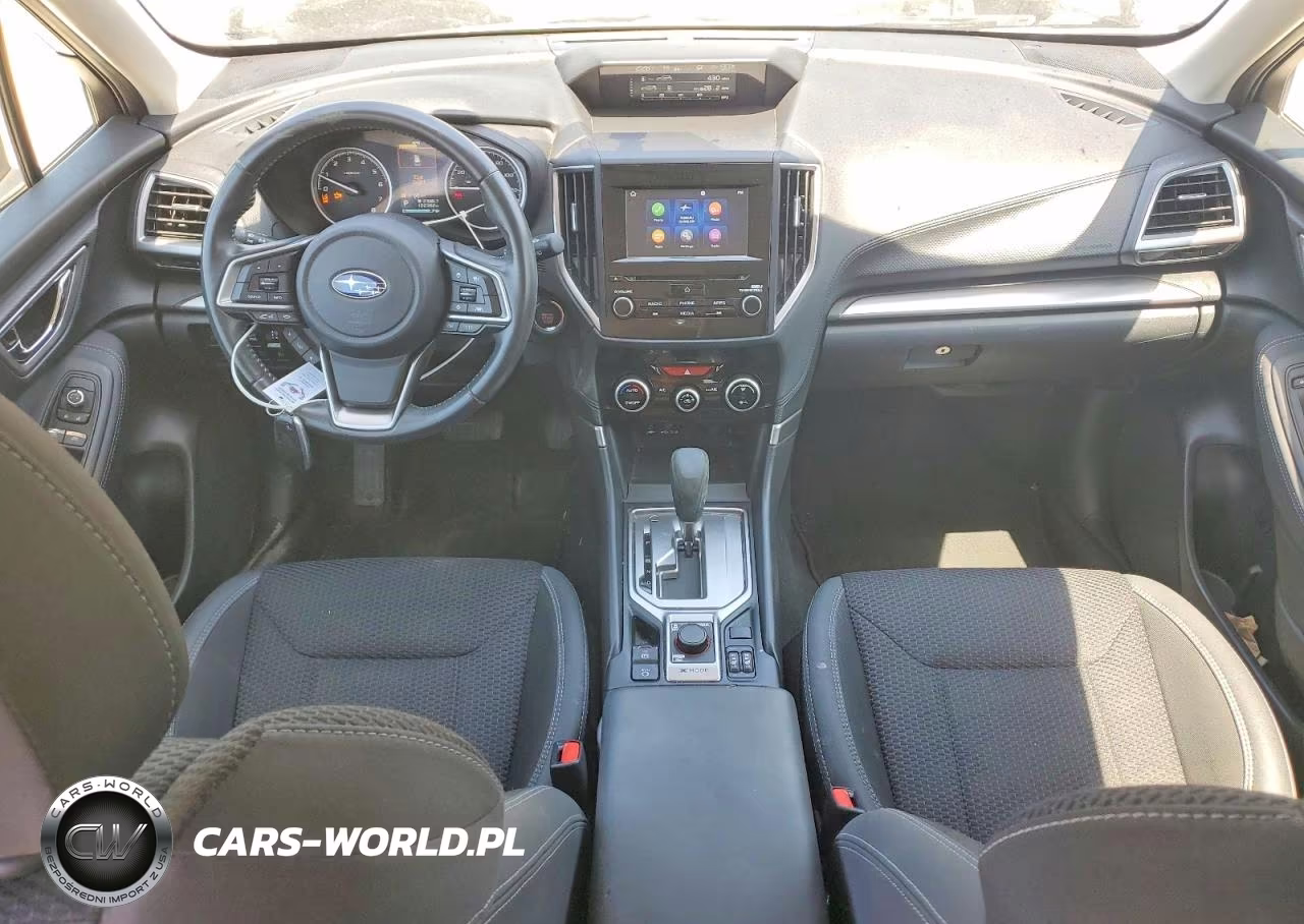 2019 Subaru Forester Premium VIN:JF2SKAGCXKH550692 - 8