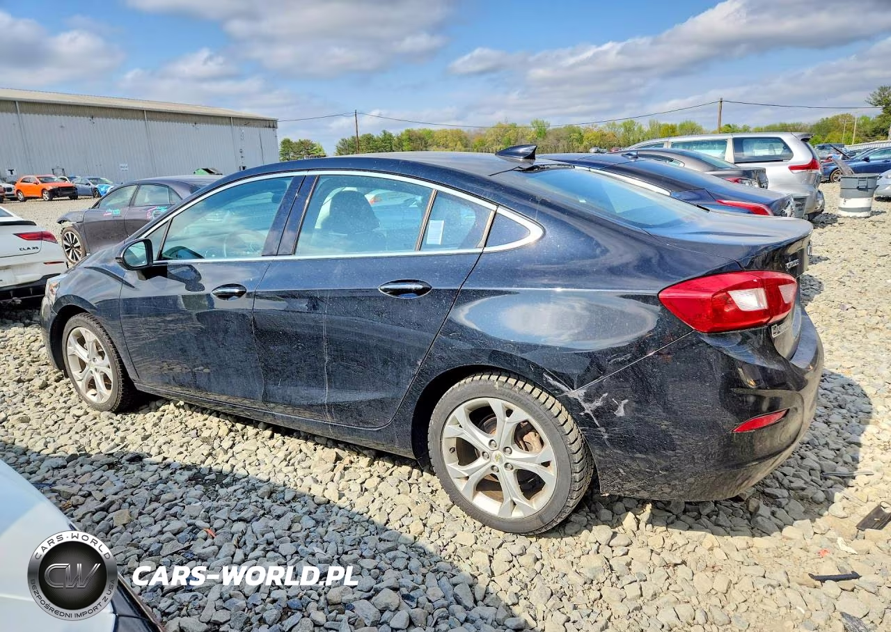 2017 Chevrolet Cruze Premier VIN:1G1BF5SM0H7246238 - 2