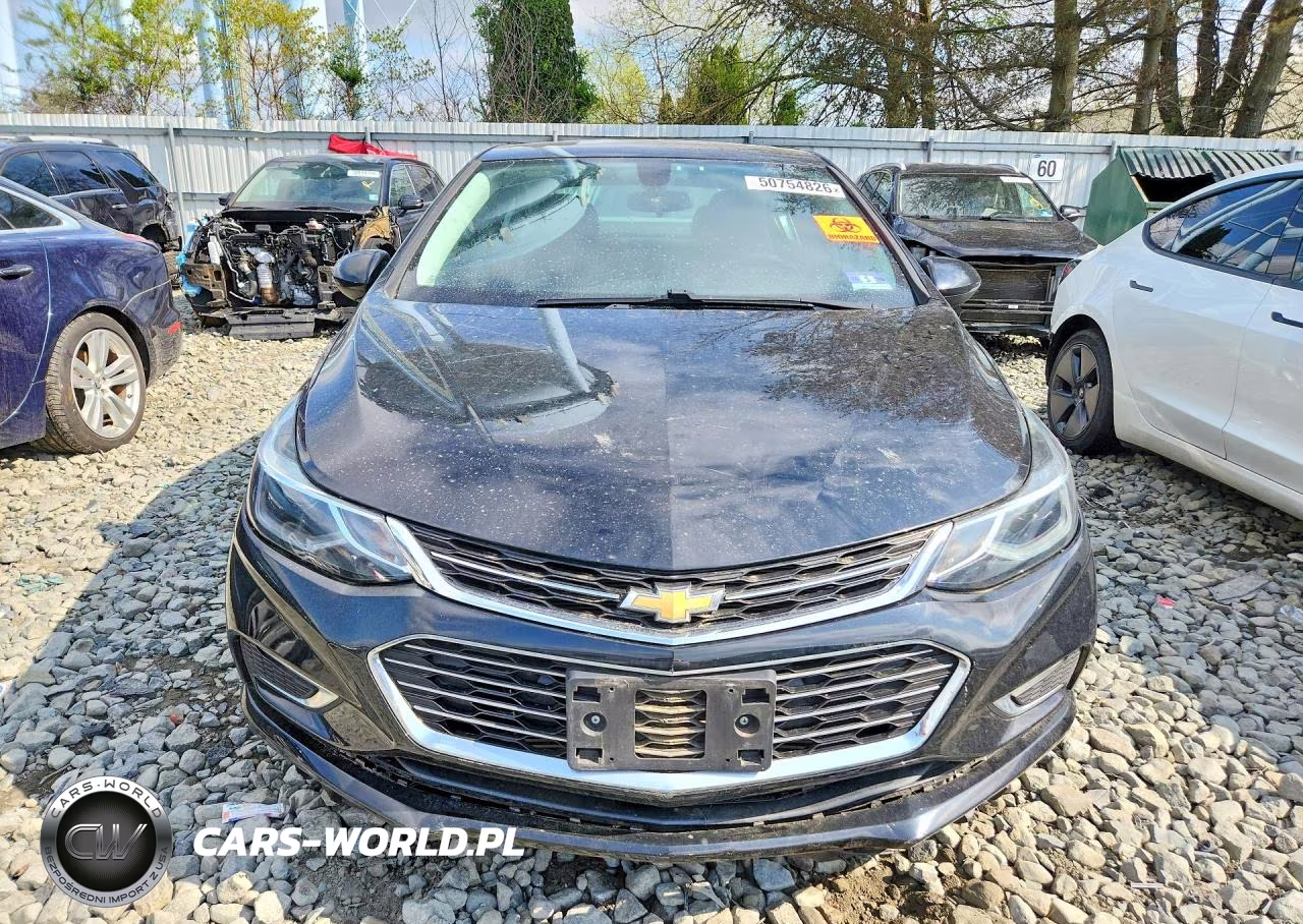2017 Chevrolet Cruze Premier VIN:1G1BF5SM0H7246238 - 5