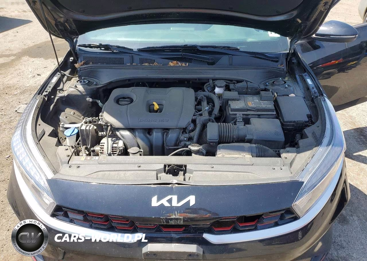 2024 Kia Forte Gt Line VIN:3KPF54AD0RE760907 - 11