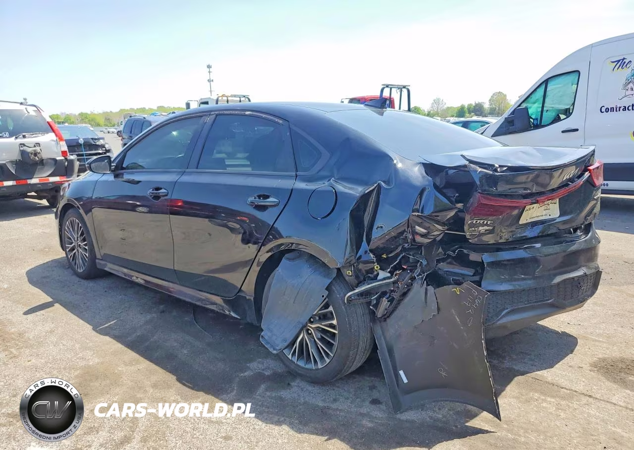2024 Kia Forte Gt Line VIN:3KPF54AD0RE760907 - 2