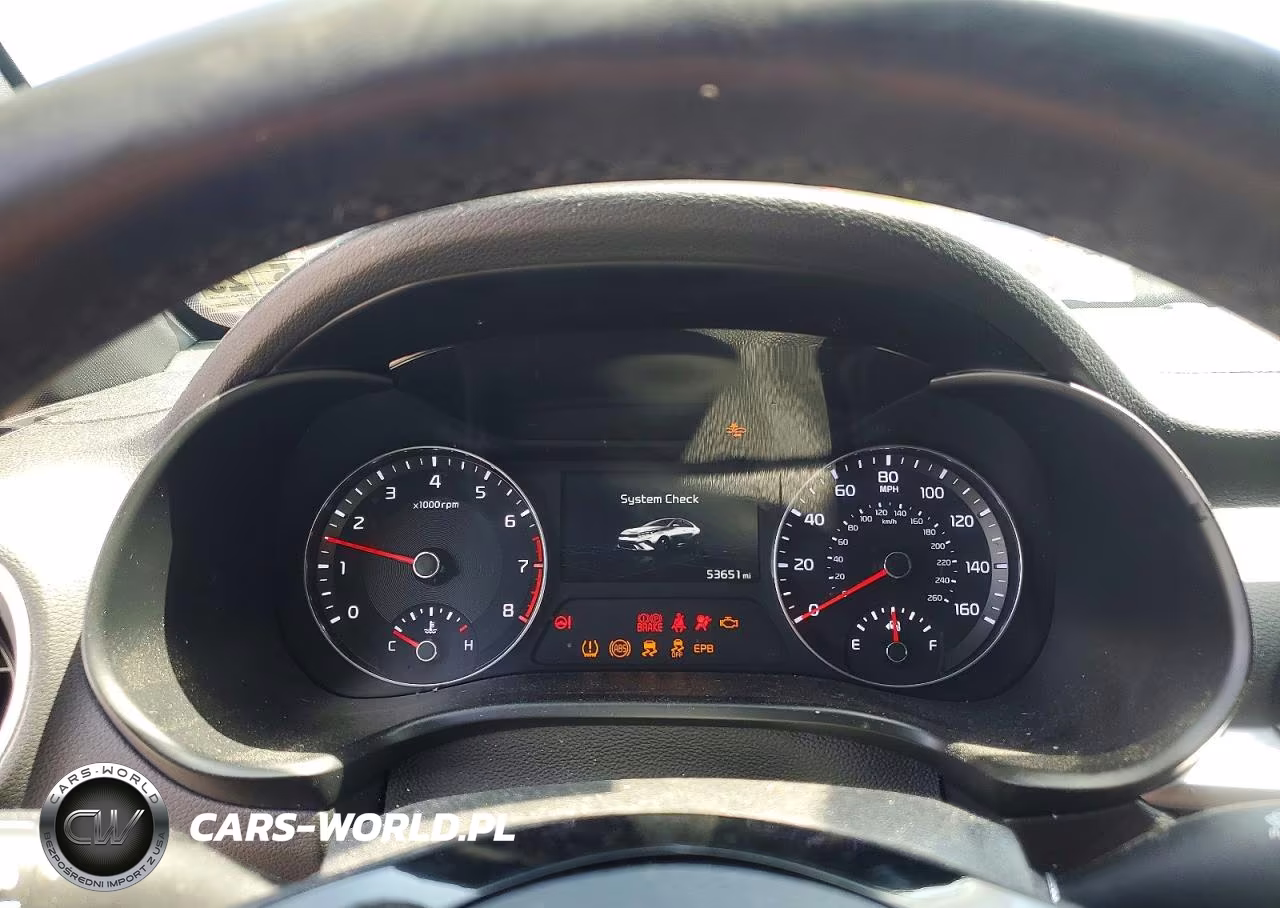 2024 Kia Forte Gt Line VIN:3KPF54AD0RE760907 - 9