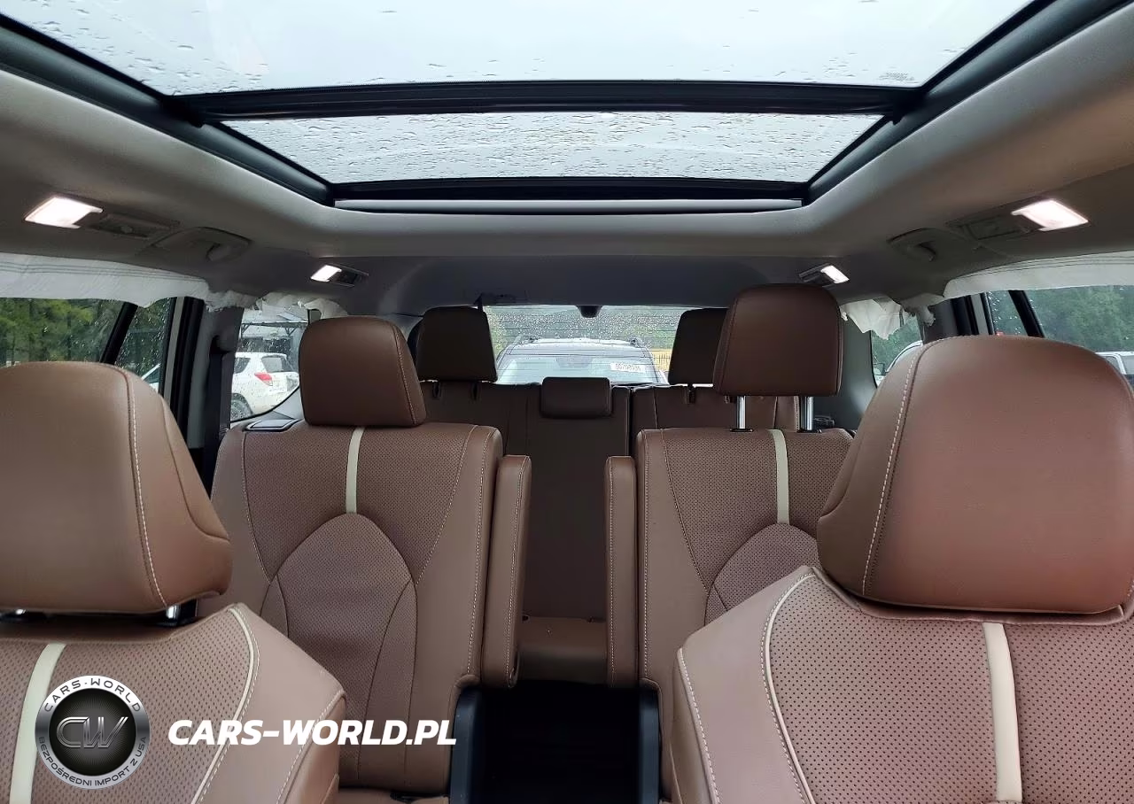 2025 Toyota Grand Highlander Platinum VIN:5TDAAAB53SS088428 - 10