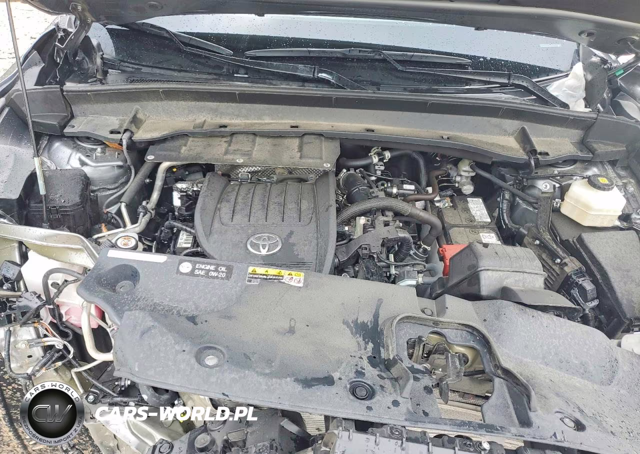 2025 Toyota Grand Highlander Platinum VIN:5TDAAAB53SS088428 - 12