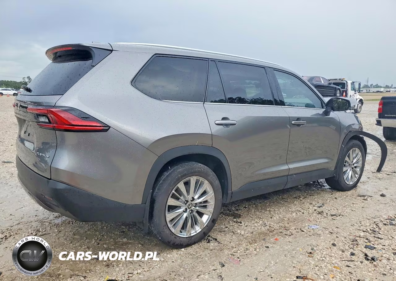2025 Toyota Grand Highlander Platinum VIN:5TDAAAB53SS088428 - 3
