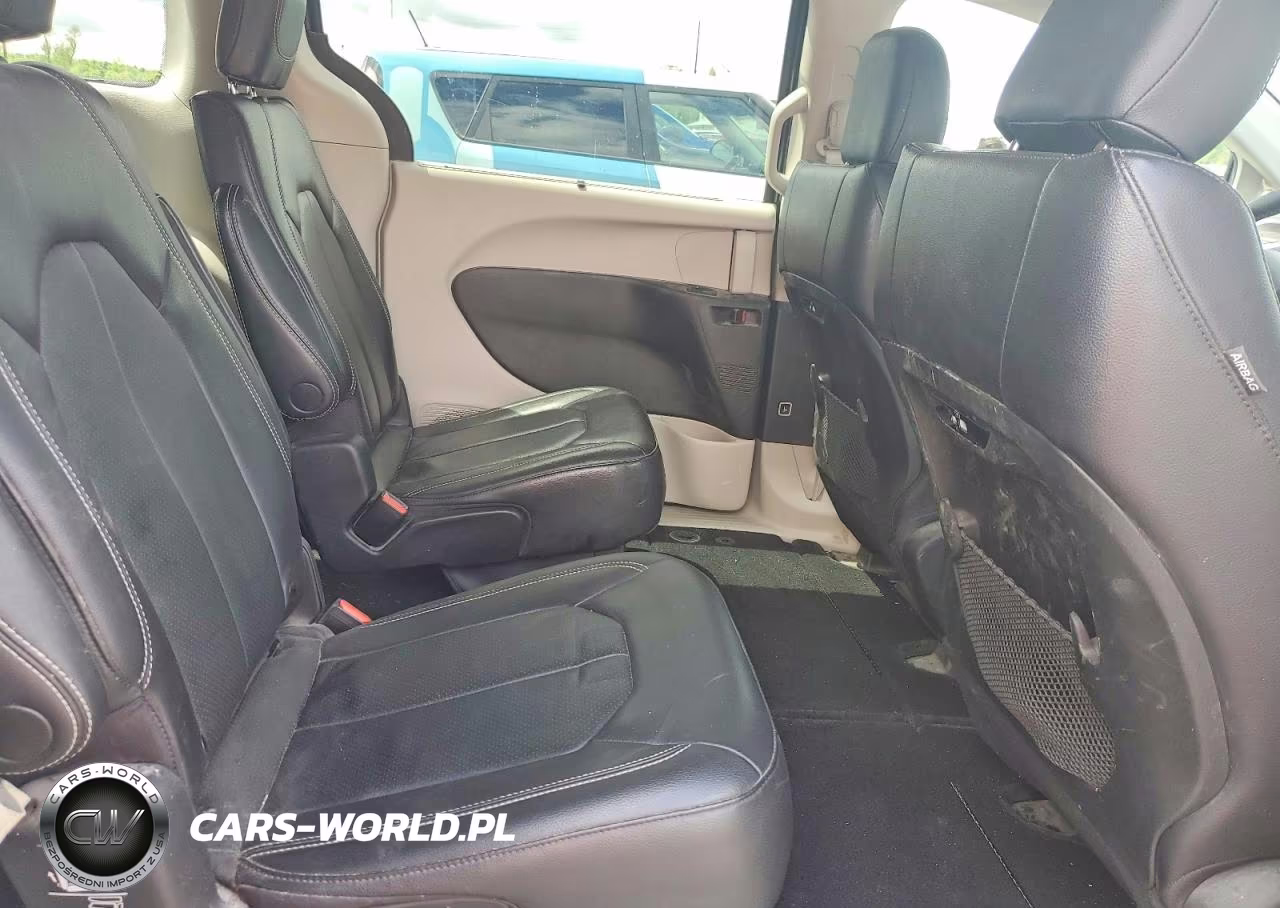 2022 Chrysler Pacifica Touring L VIN:2C4RC1BGXNR100151 - 11