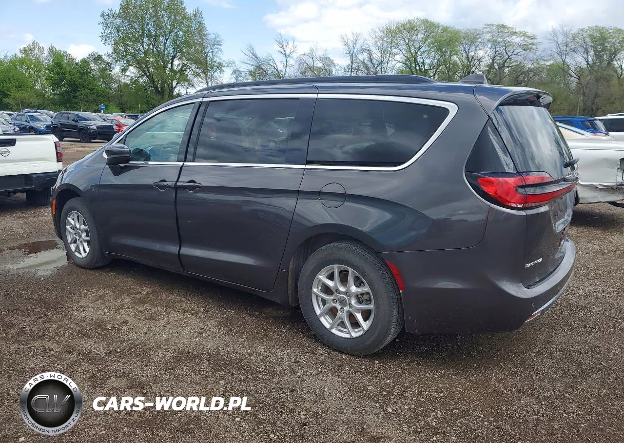 2022 Chrysler Pacifica Touring L VIN:2C4RC1BGXNR100151 - 2