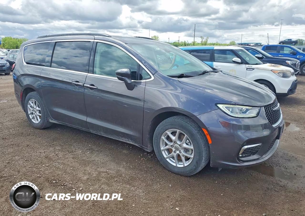2022 Chrysler Pacifica Touring L VIN:2C4RC1BGXNR100151 - 4