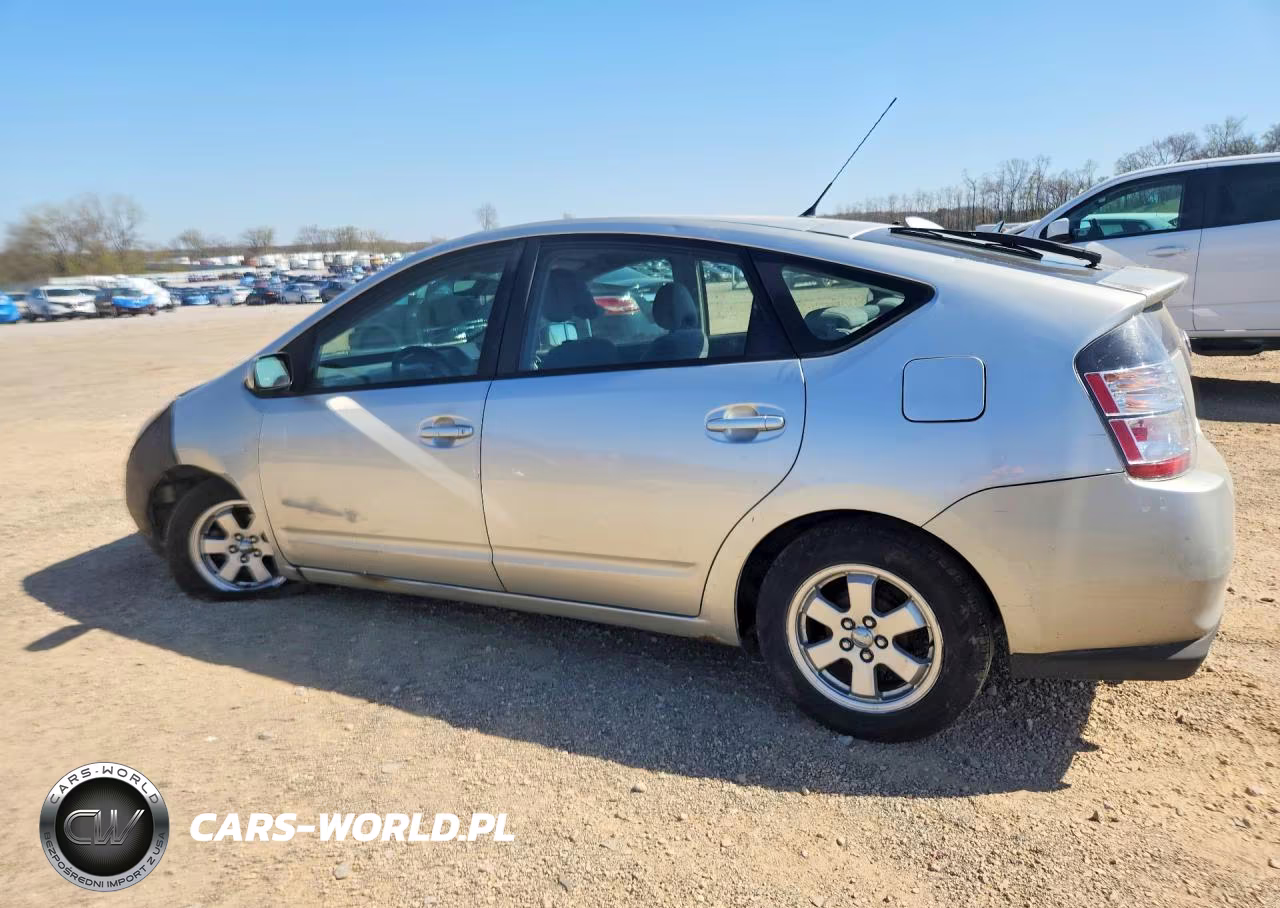 2005 Toyota Prius Base VIN:JTDKB20U053045270 - 2
