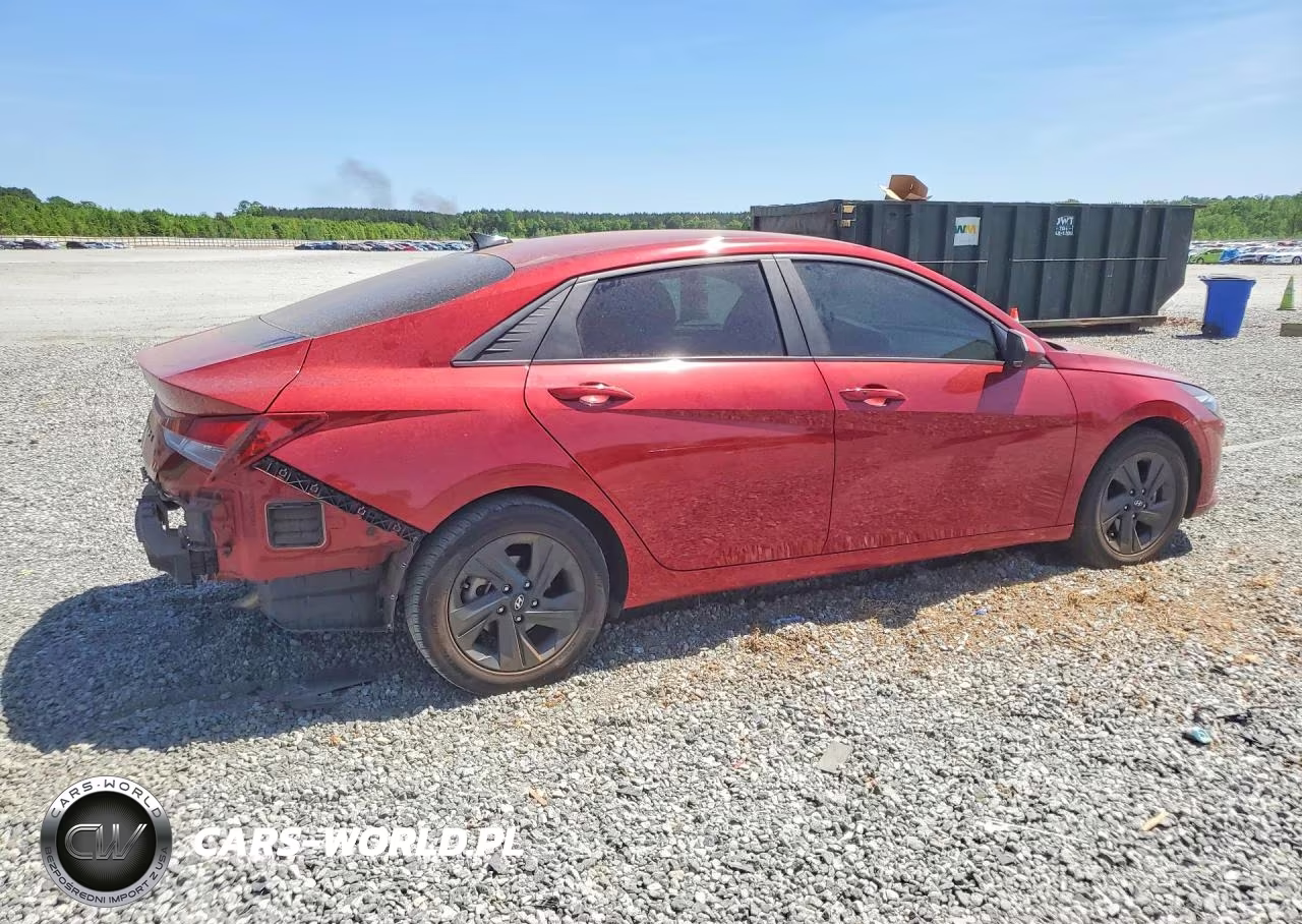 2023 Hyundai Elantra Sel VIN:KMHLM4AG6PU592619 - 3
