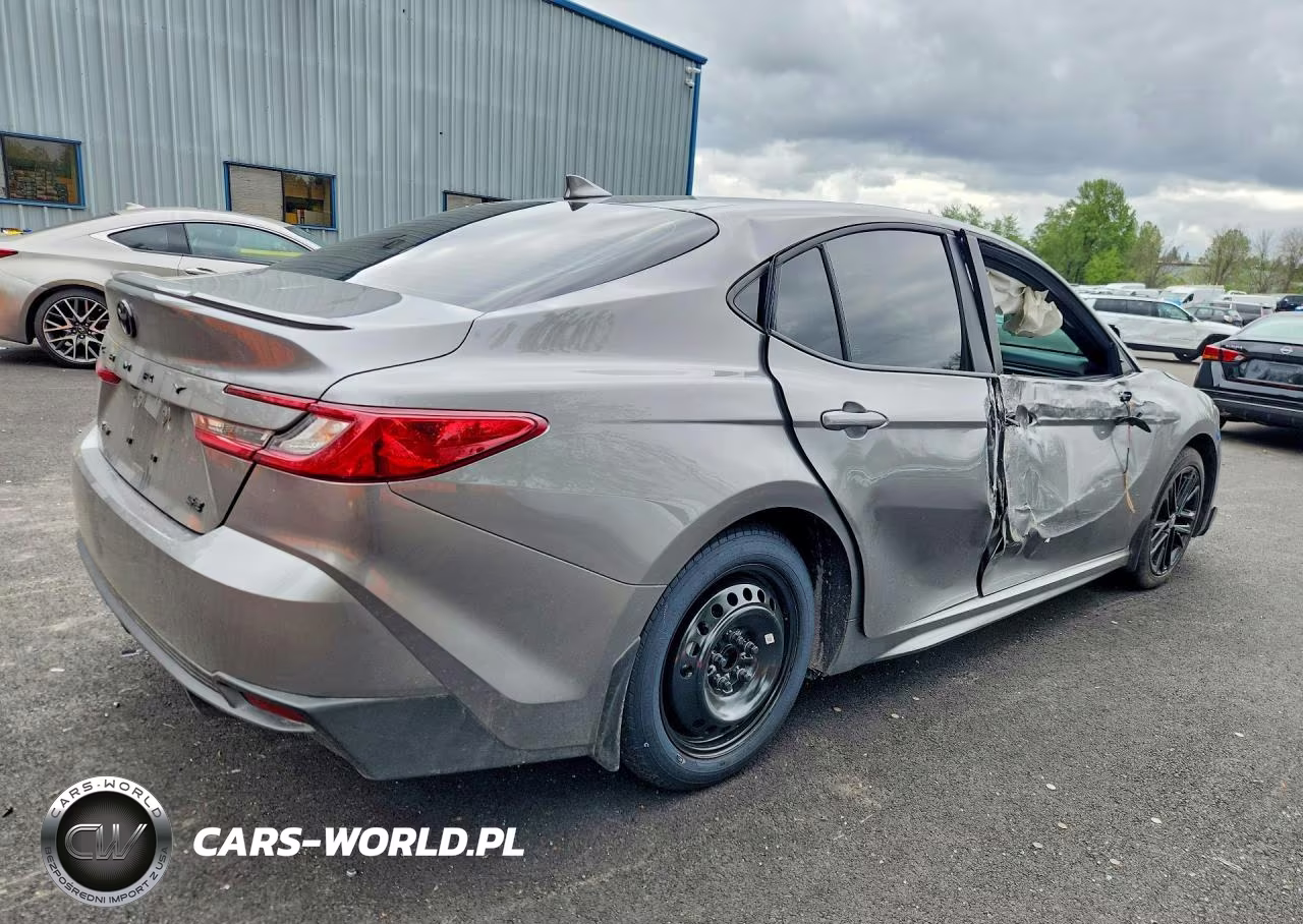 2026 Toyota Camry Se VIN:4T1DAACK9TU703574 - 3