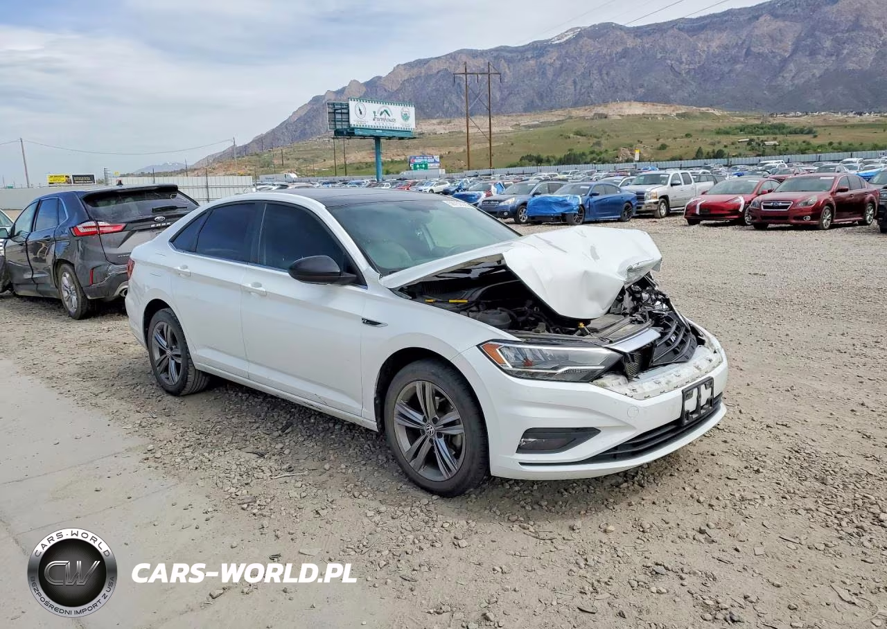 2019 Volkswagen Jetta S VIN:3VWC57BU8KM215422 - 4