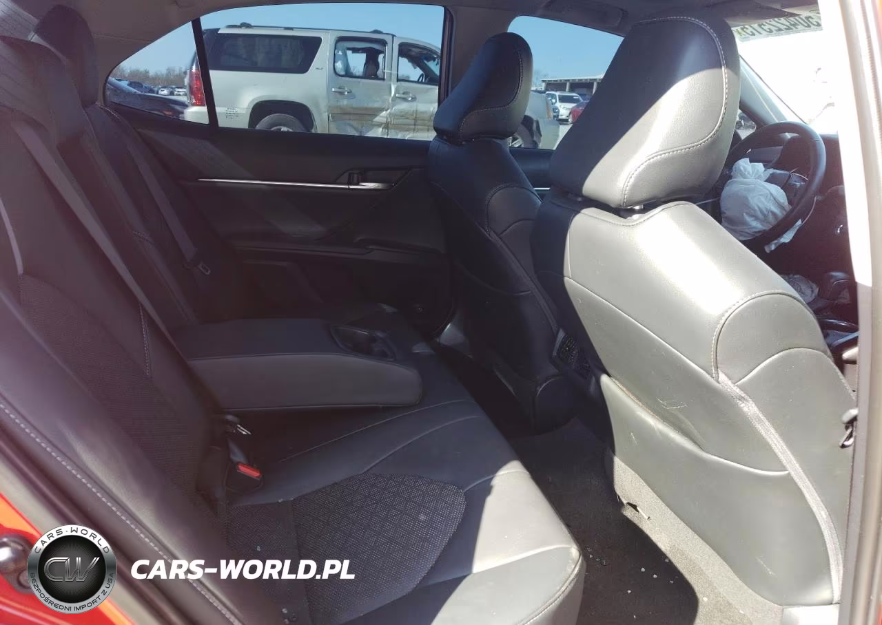 2023 Toyota Camry Xse VIN:4T1K61AK5PU087194 - 10