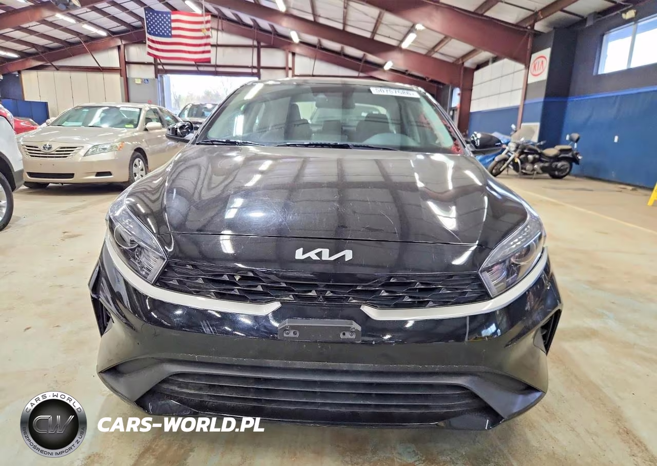 2023 Kia Forte Lxs VIN:3KPF24AD1PE538382 - 5