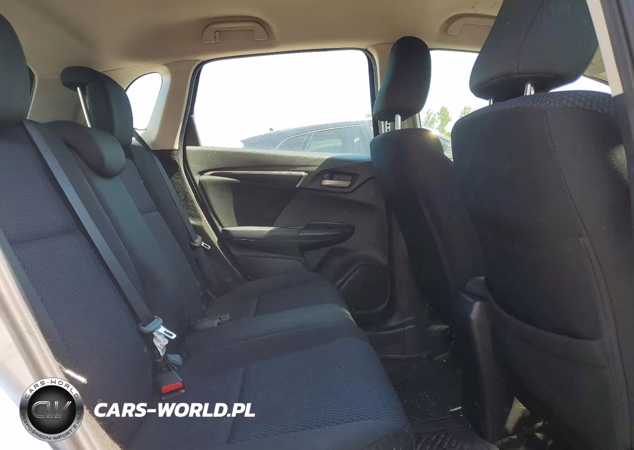 2020 Honda Fit Lx VIN:3HGGK5H47LM726101 - 10