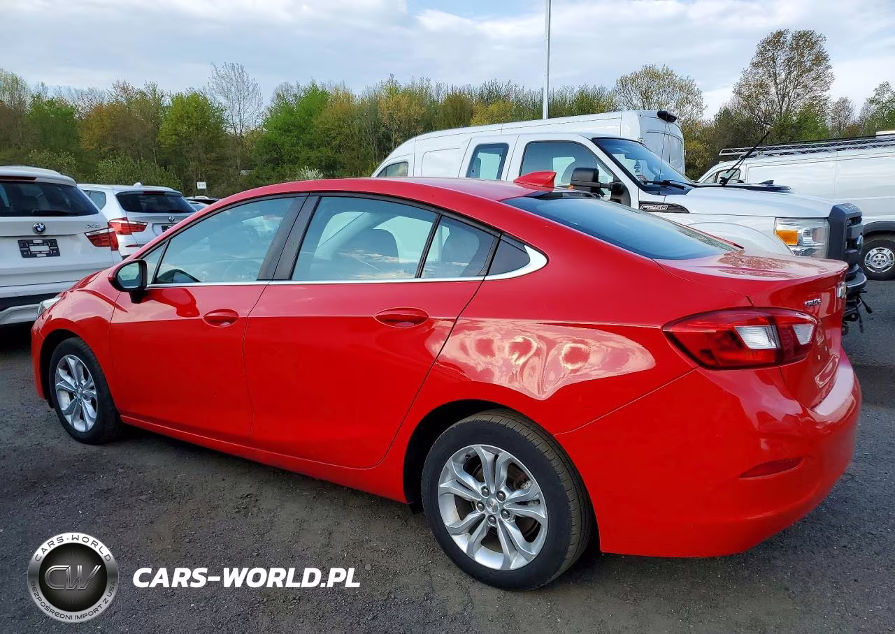 2019 Chevrolet Cruze Lt VIN:1G1BE5SM5K7117812 - 2