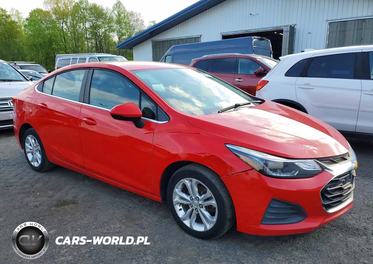 2019 Chevrolet Cruze Lt VIN:1G1BE5SM5K7117812 - 4