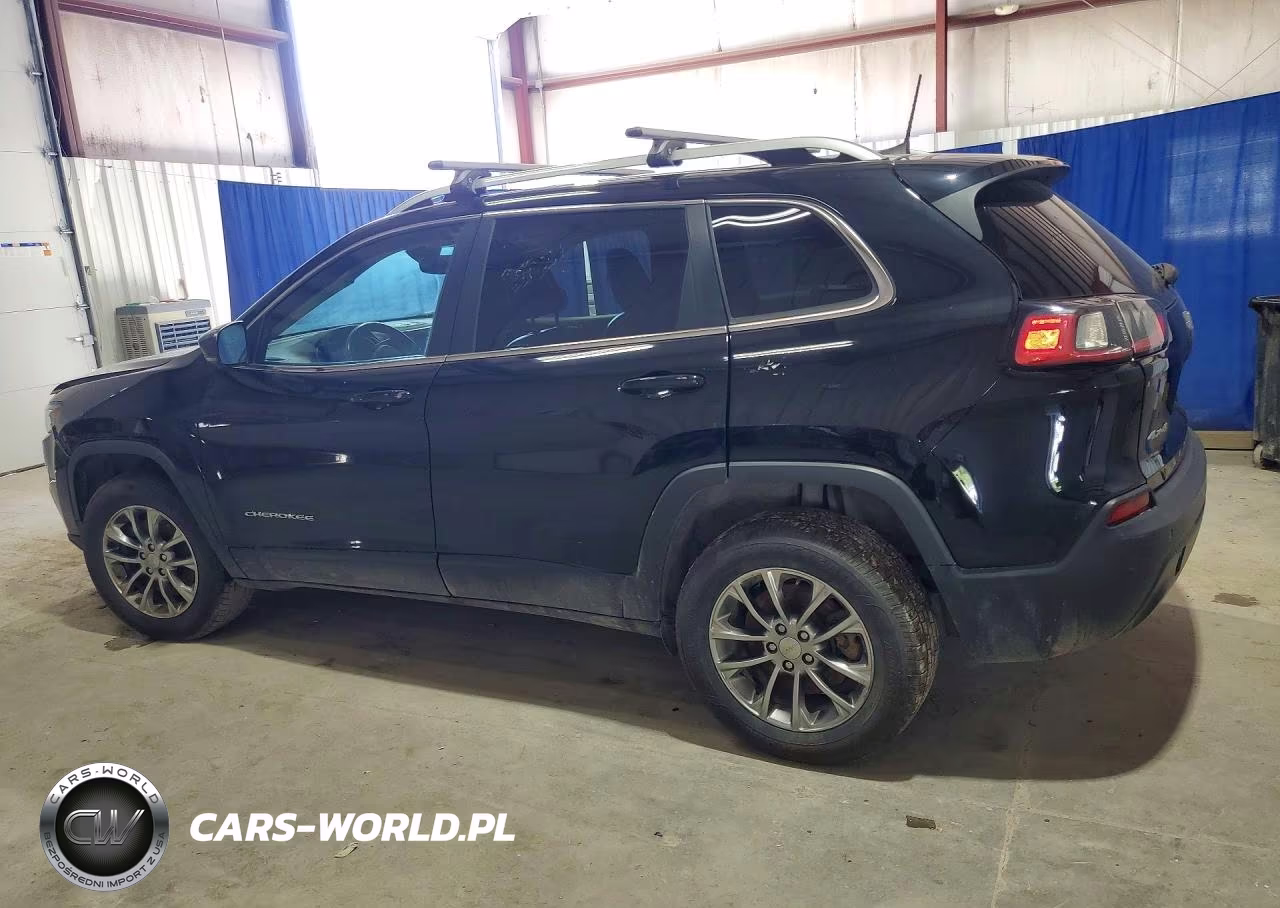 2019 Jeep Cherokee Latitude Plus VIN:1C4PJMLB9KD268413 - 2