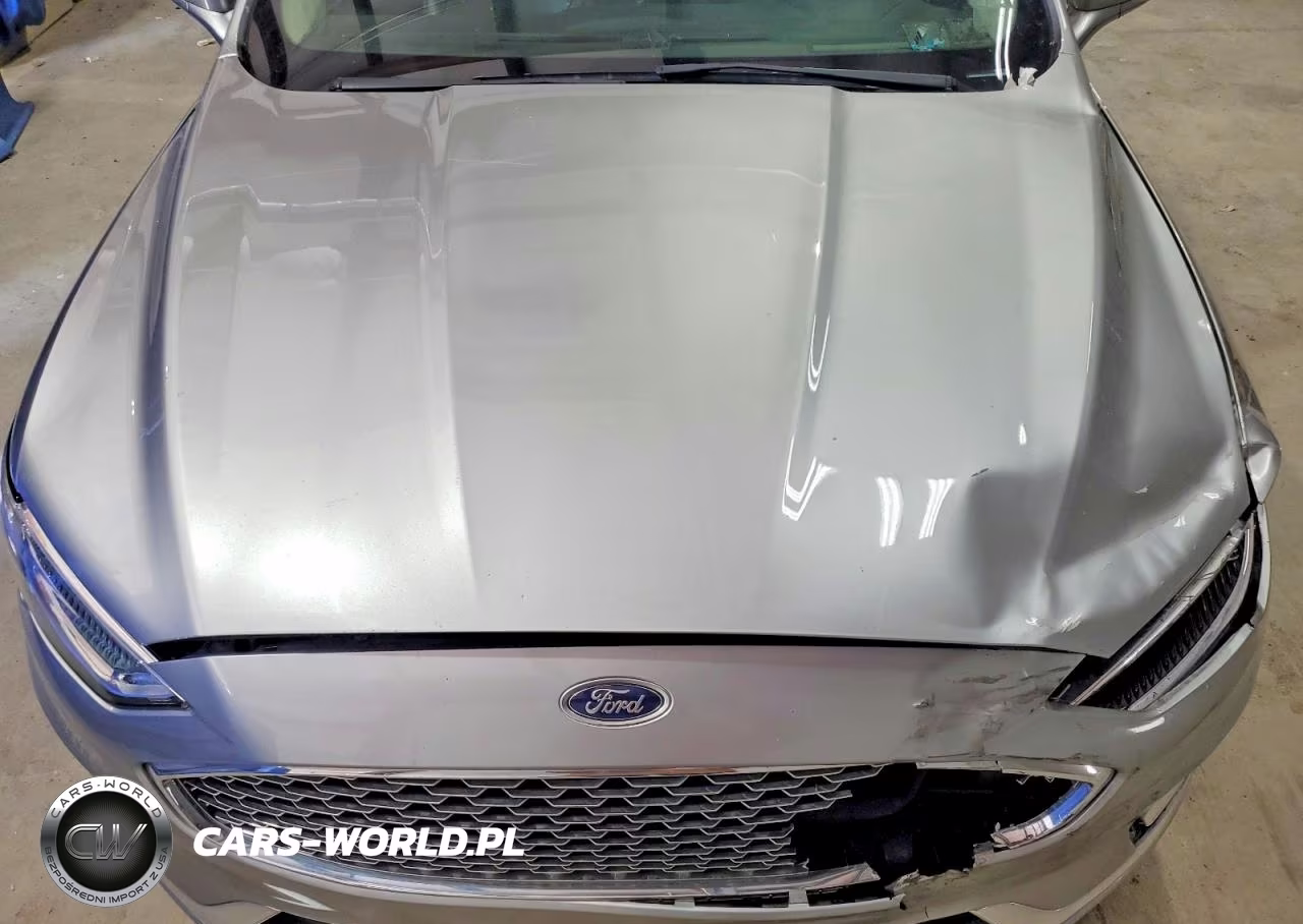 2020 Ford Fusion Titanium VIN:3FA6P0D9XLR137052 - 11