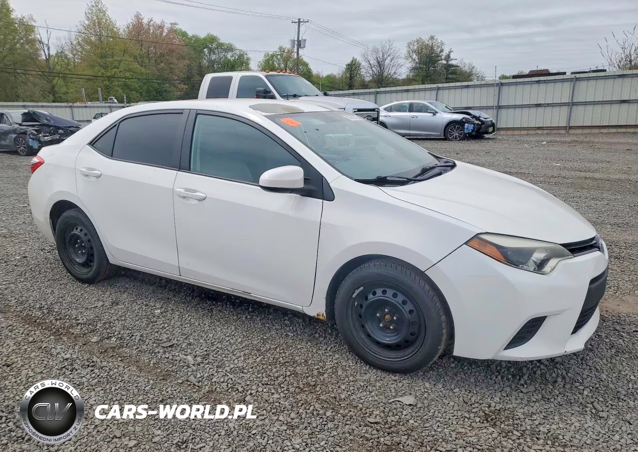 2014 Toyota Corolla Le VIN:5YFBURHE3EP144981 - 4