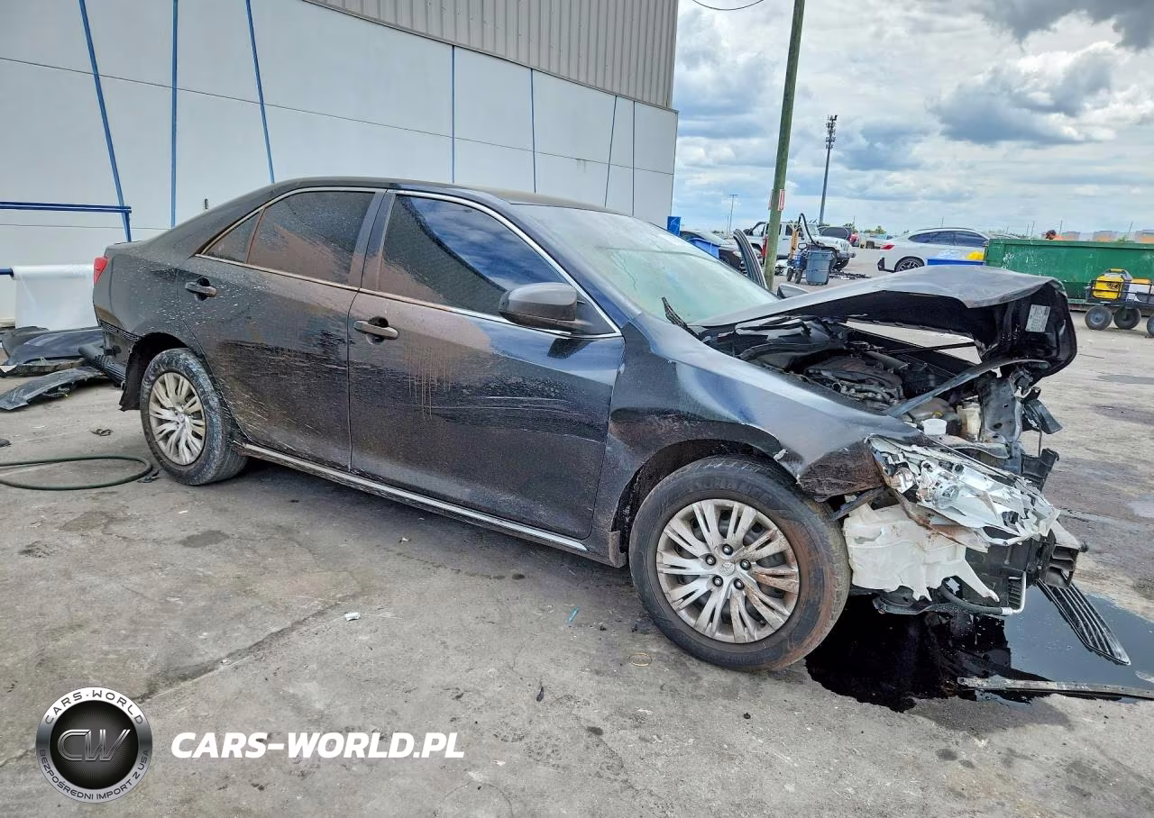 2014 Toyota Camry Le VIN:4T4BF1FK0ER415164 - 4