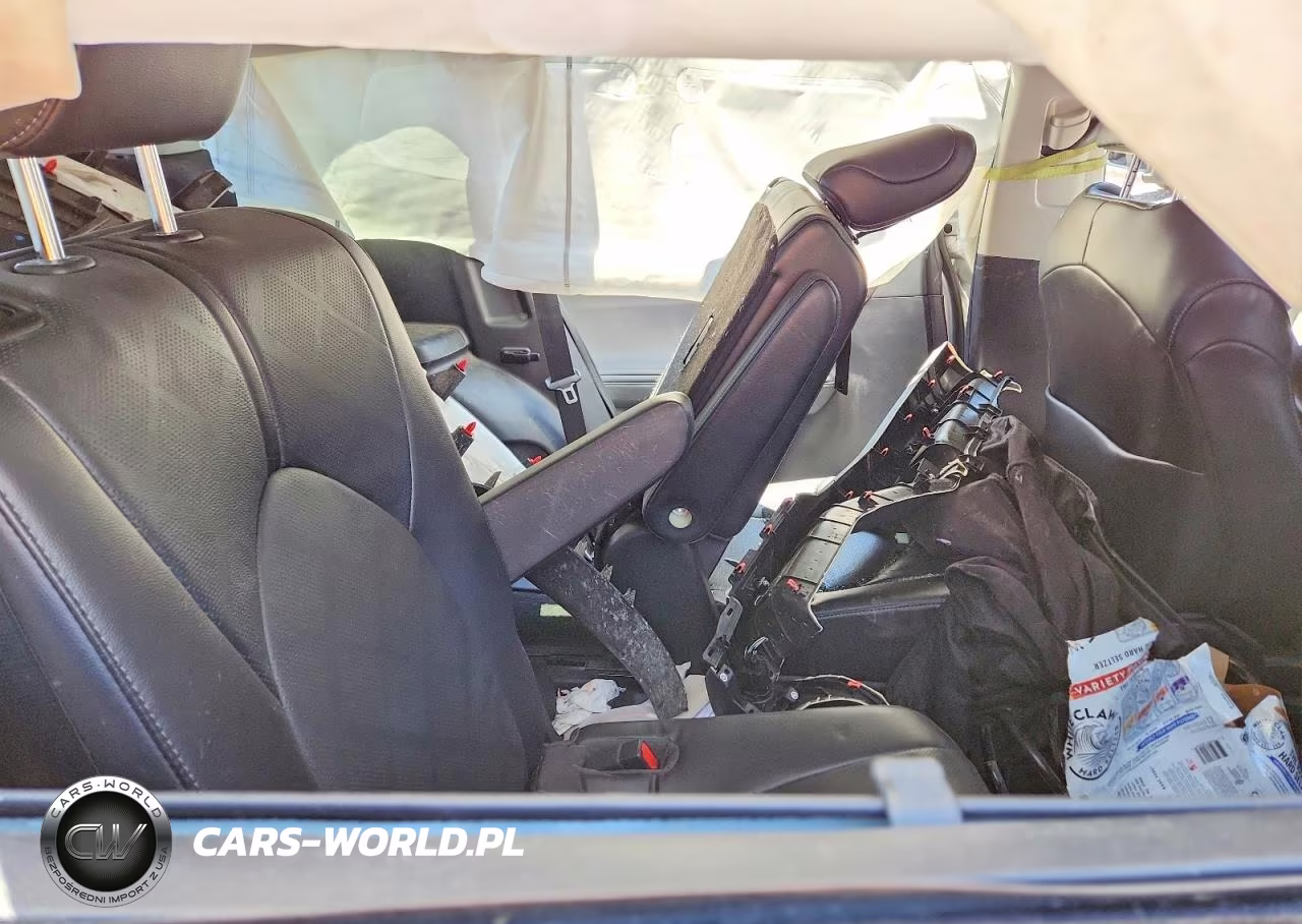 2022 Toyota Highlander Platinum VIN:5TDFZRBHXNS192104 - 11