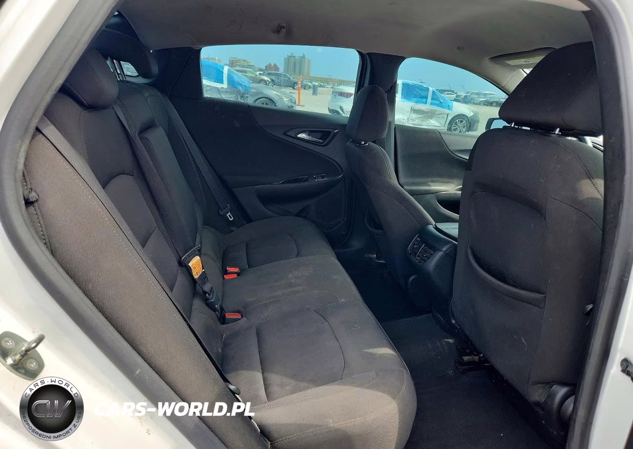 2018 Chevrolet Malibu Lt VIN:1G1ZD5ST2JF143040 - 10