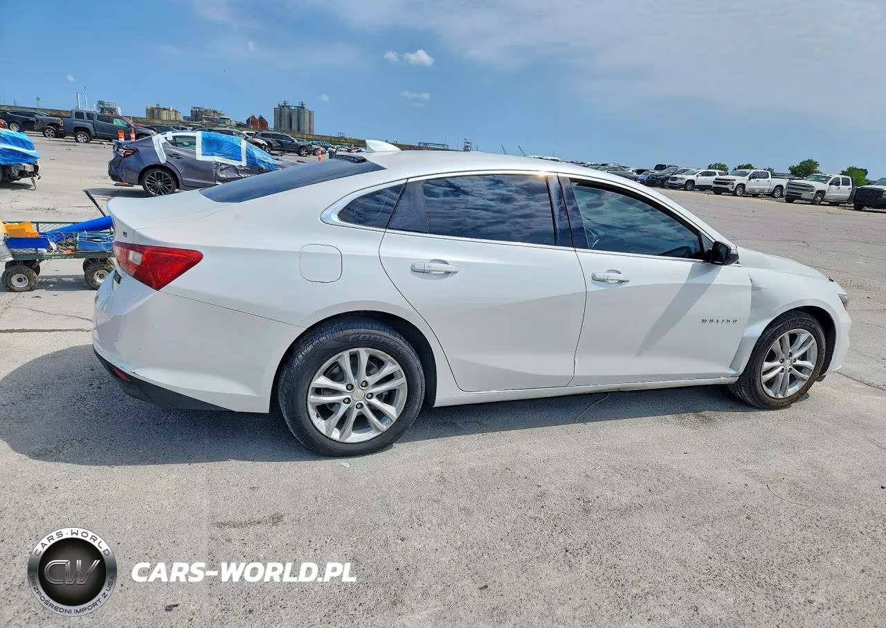 2018 Chevrolet Malibu Lt VIN:1G1ZD5ST2JF143040 - 3