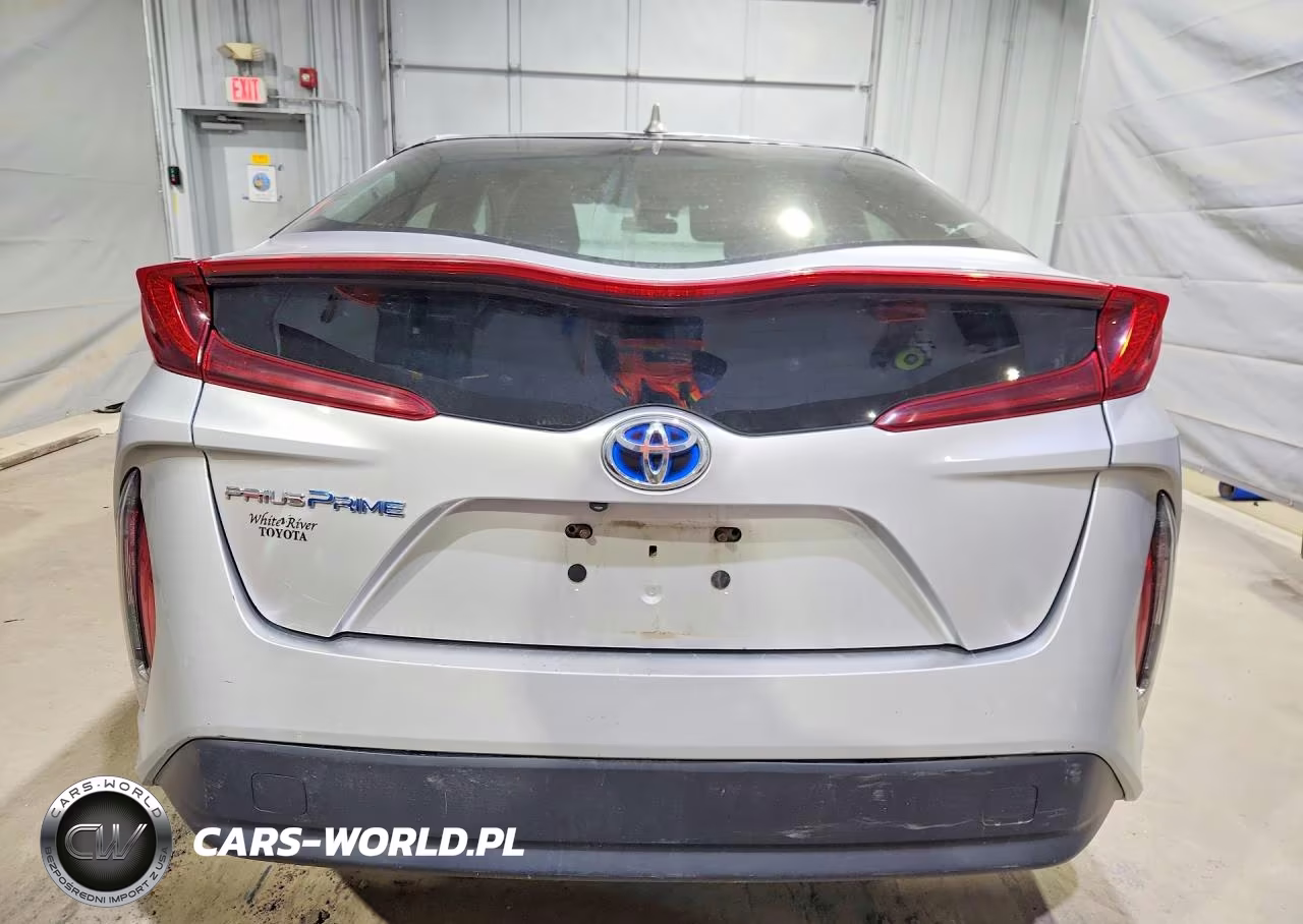 2019 Toyota Prius Prime Plus VIN:JTDKARFP5K3116049 - 6