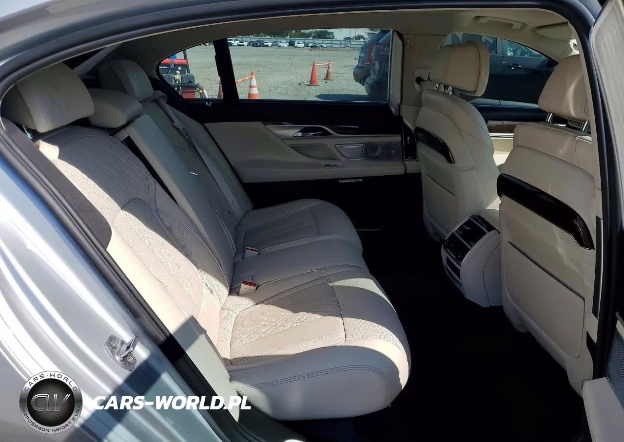 2017 BMW 750 I VIN:WBA7F0C52HGM21173 - 10