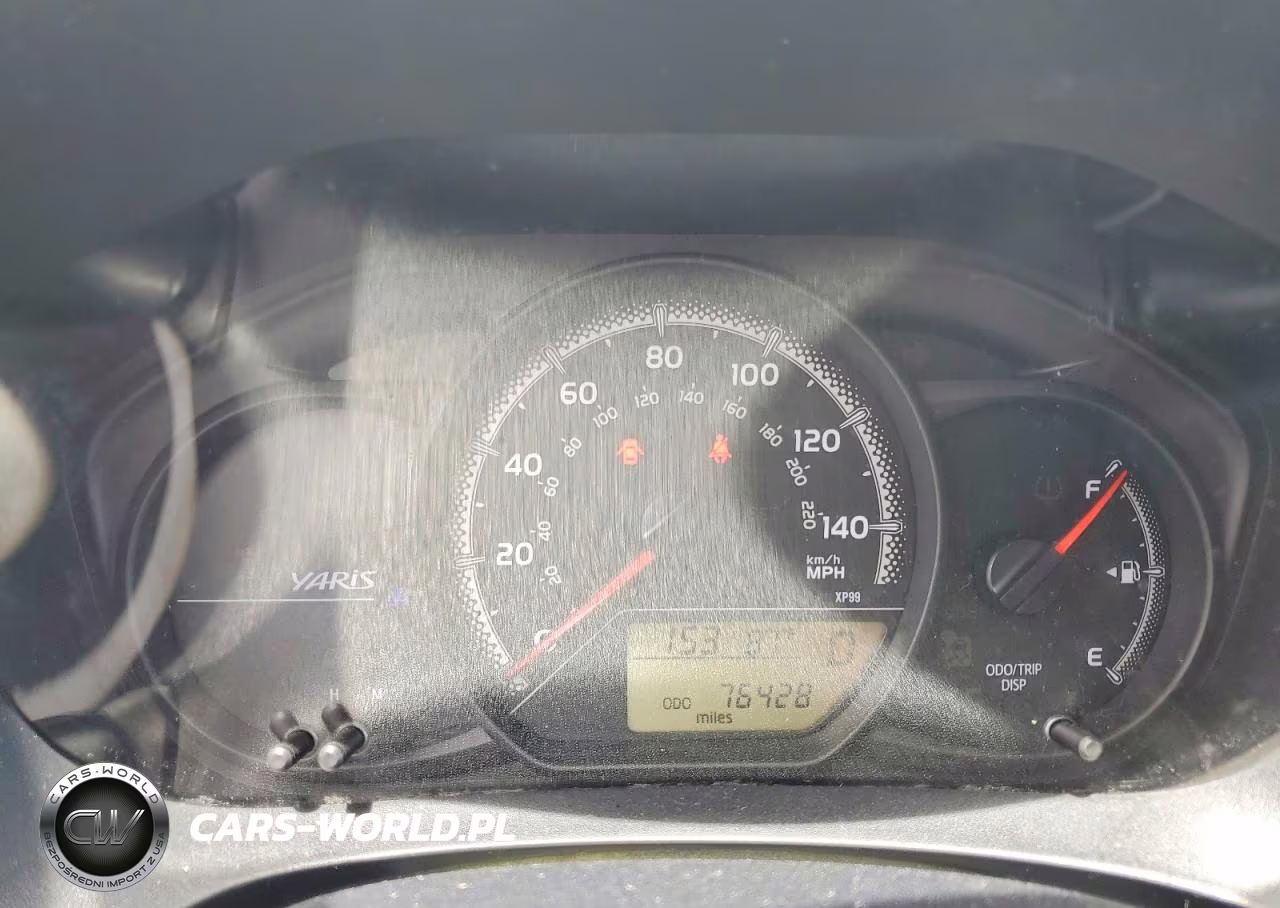 2015 Toyota Yaris 5-Door Le VIN:VNKKTUD37FA024026 - 9