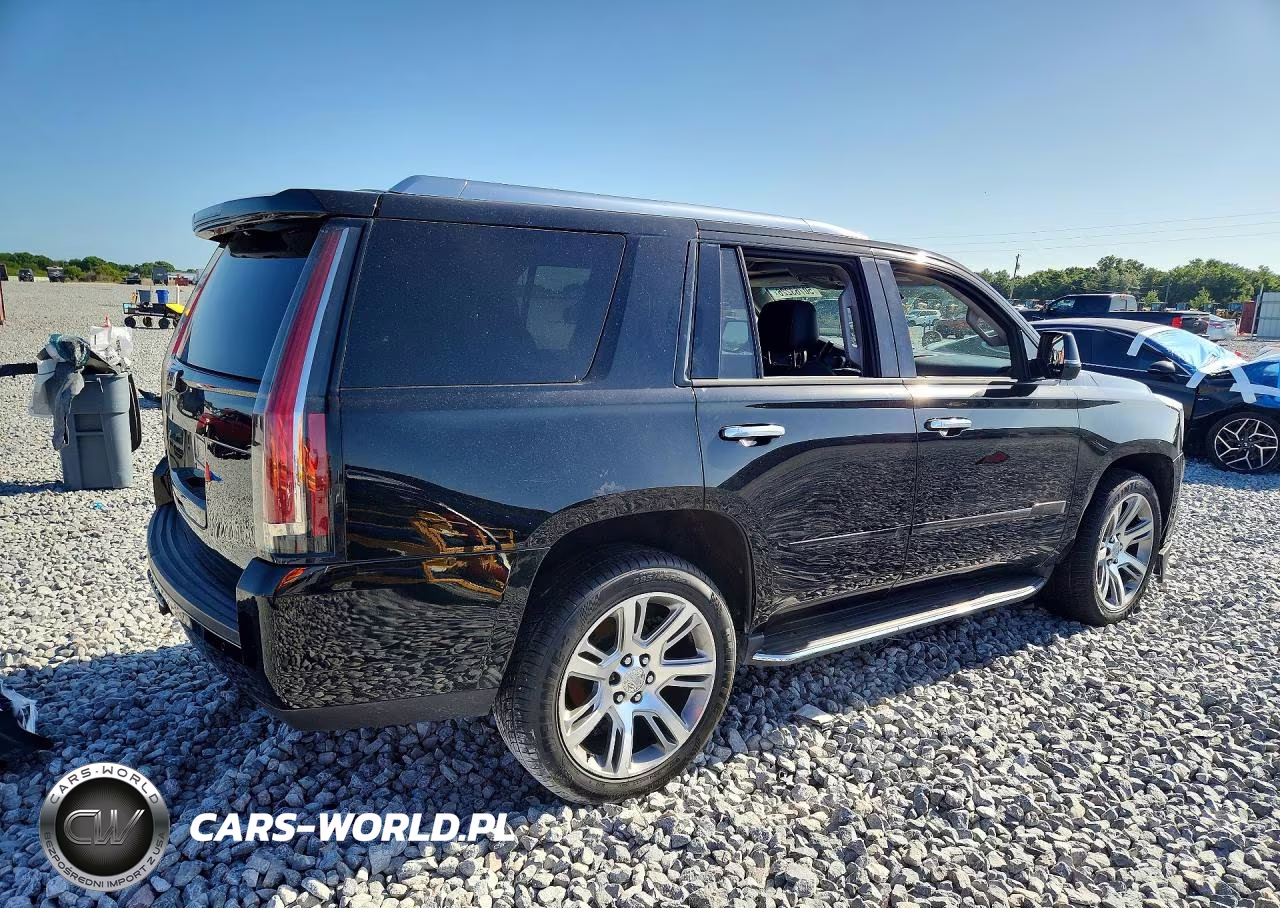 2020 Cadillac Escalade Luxury VIN:1GYS3BKJ4LR280081 - 3