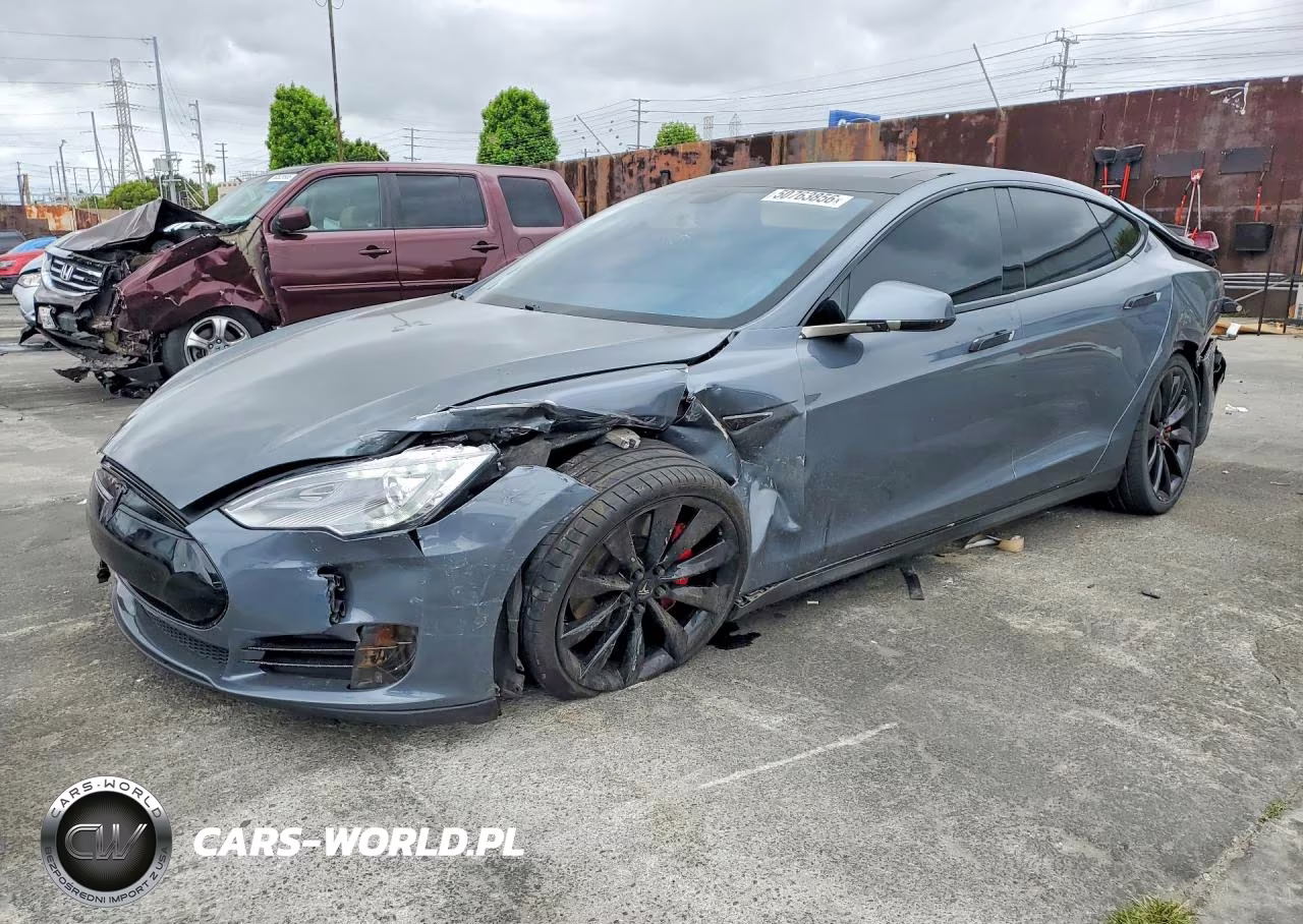 2014 Tesla Model S