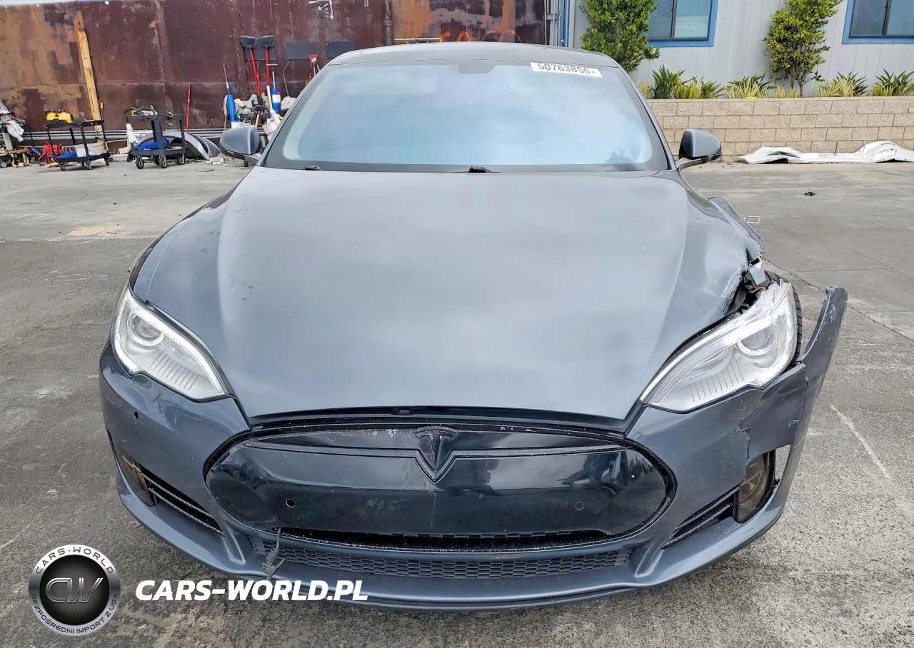 2014 Tesla Model S VIN:5YJSA1H16EFP38287 - 5