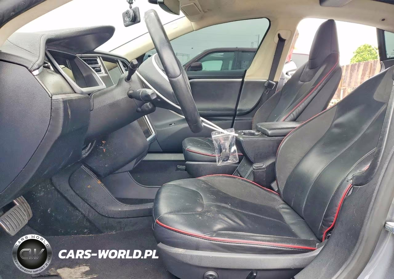 2014 Tesla Model S VIN:5YJSA1H16EFP38287 - 7