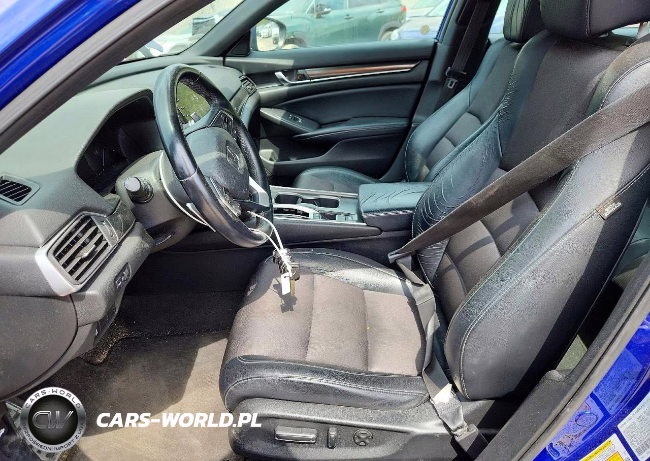 2018 Honda Accord Sport VIN:1HGCV2F33JA008411 - 7