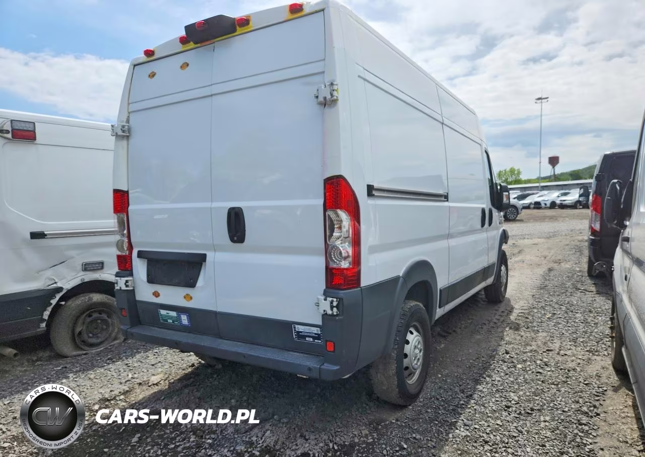 2015 Ram Promaster 1500 Delivery Van VIN:3C6TRVBG2FE515759 - 3