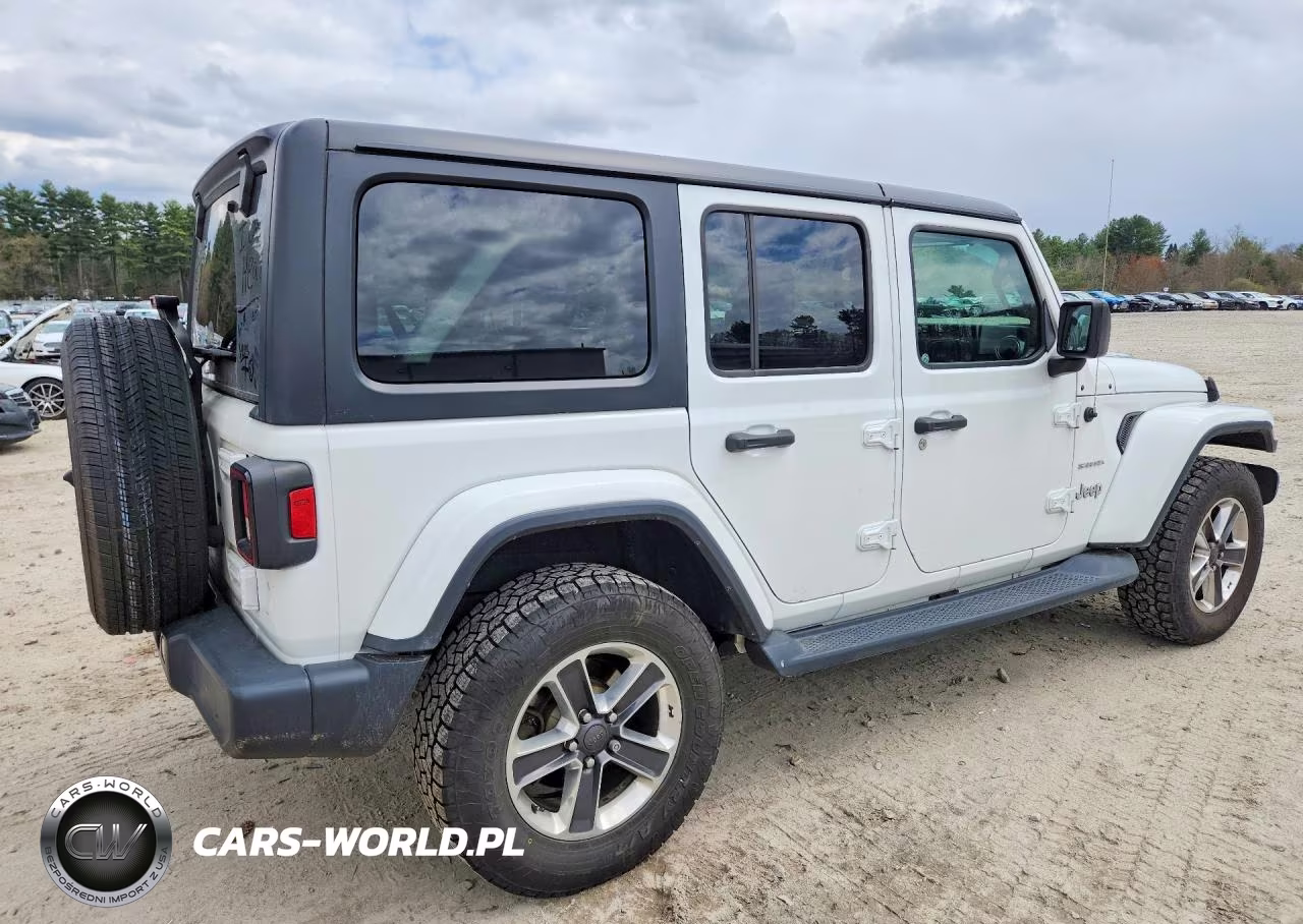 2018 Jeep Wrangler Unlimited Sahara VIN:1C4HJXEN4JW279349 - 3