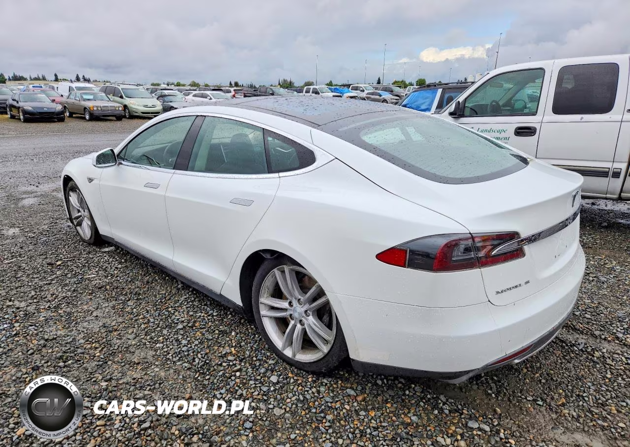2013 Tesla Model S VIN:5YJSA1CP6DFP05722 - 2