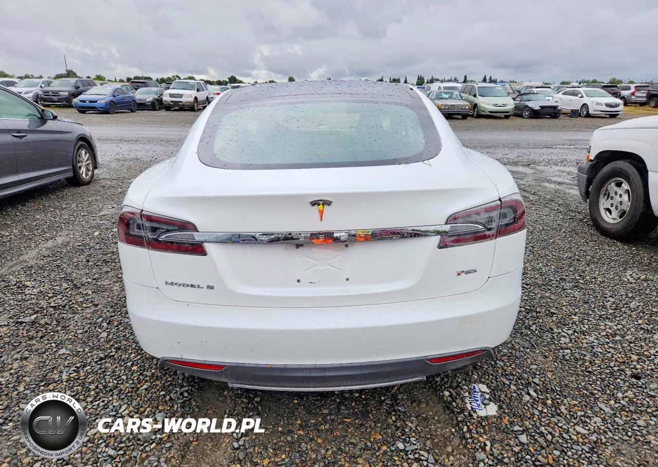 2013 Tesla Model S VIN:5YJSA1CP6DFP05722 - 6