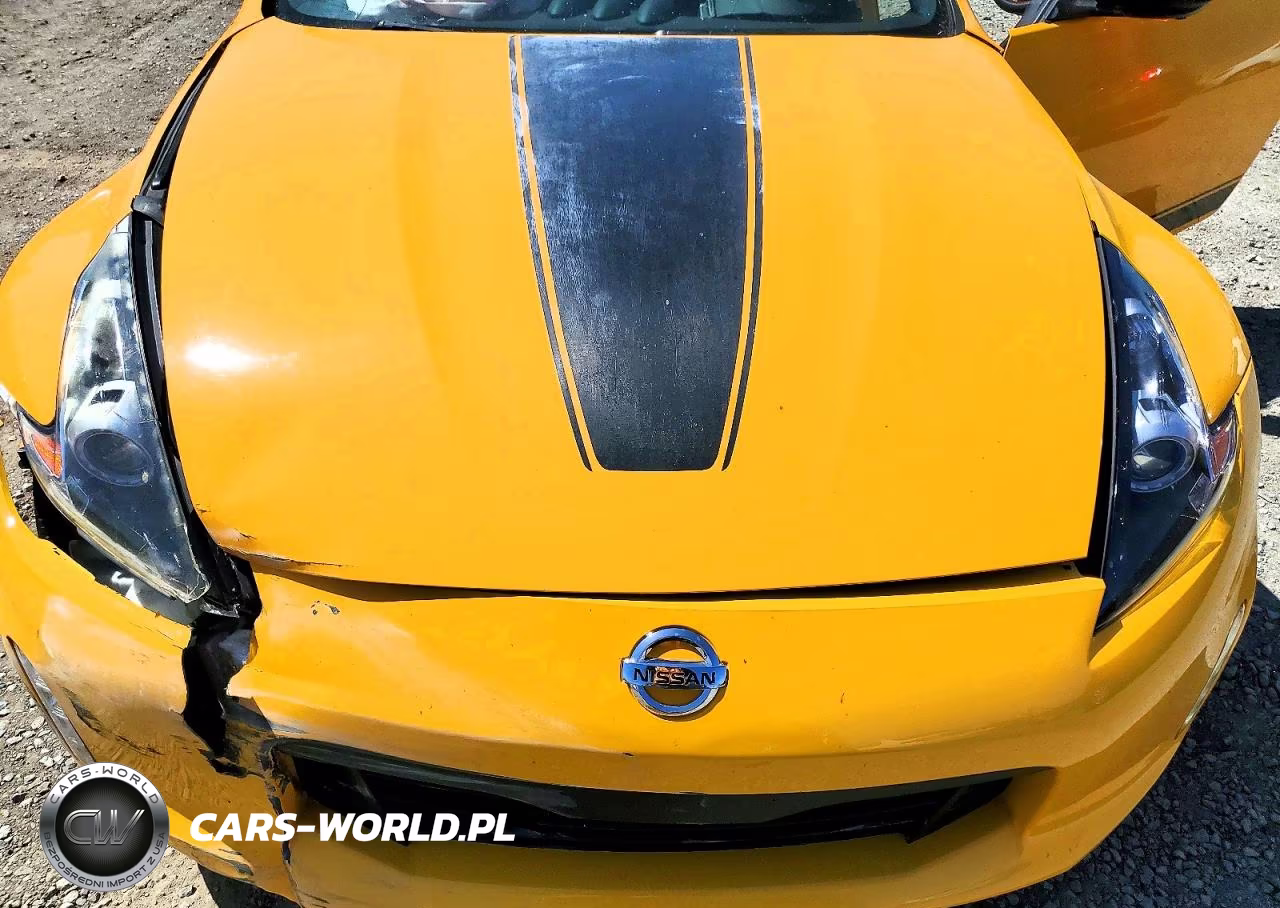 2018 Nissan 370Z Base VIN:JN1AZ4EH5JM572548 - 11