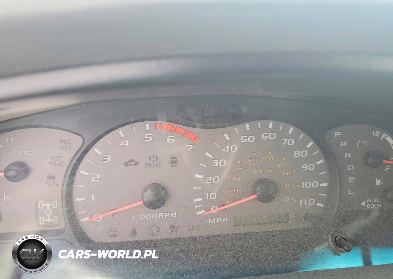 2004 Toyota Sequoia Sr5 VIN:5TDBT44A84S233427 - 9