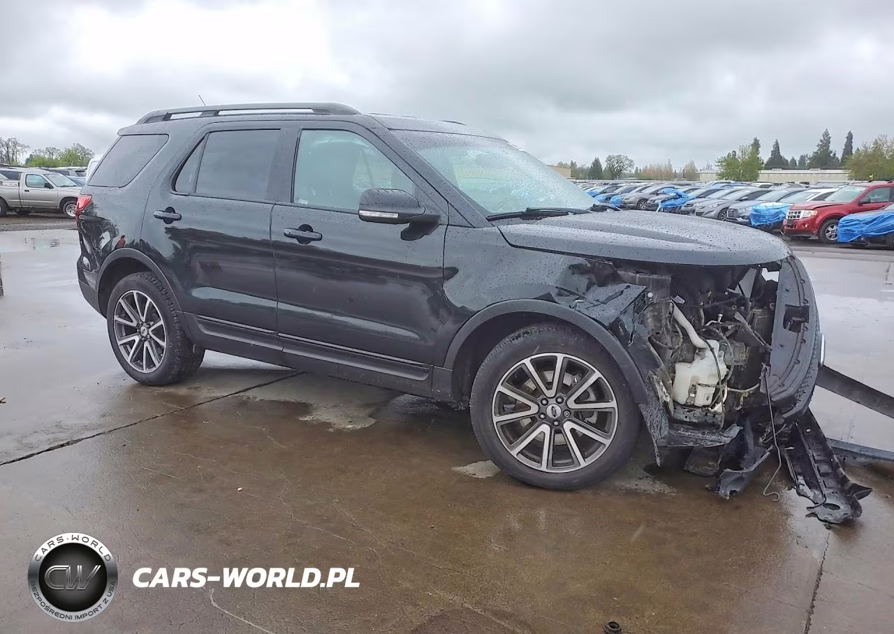 2015 Ford Explorer Xlt VIN:1FM5K8D86FGA36155 - 4