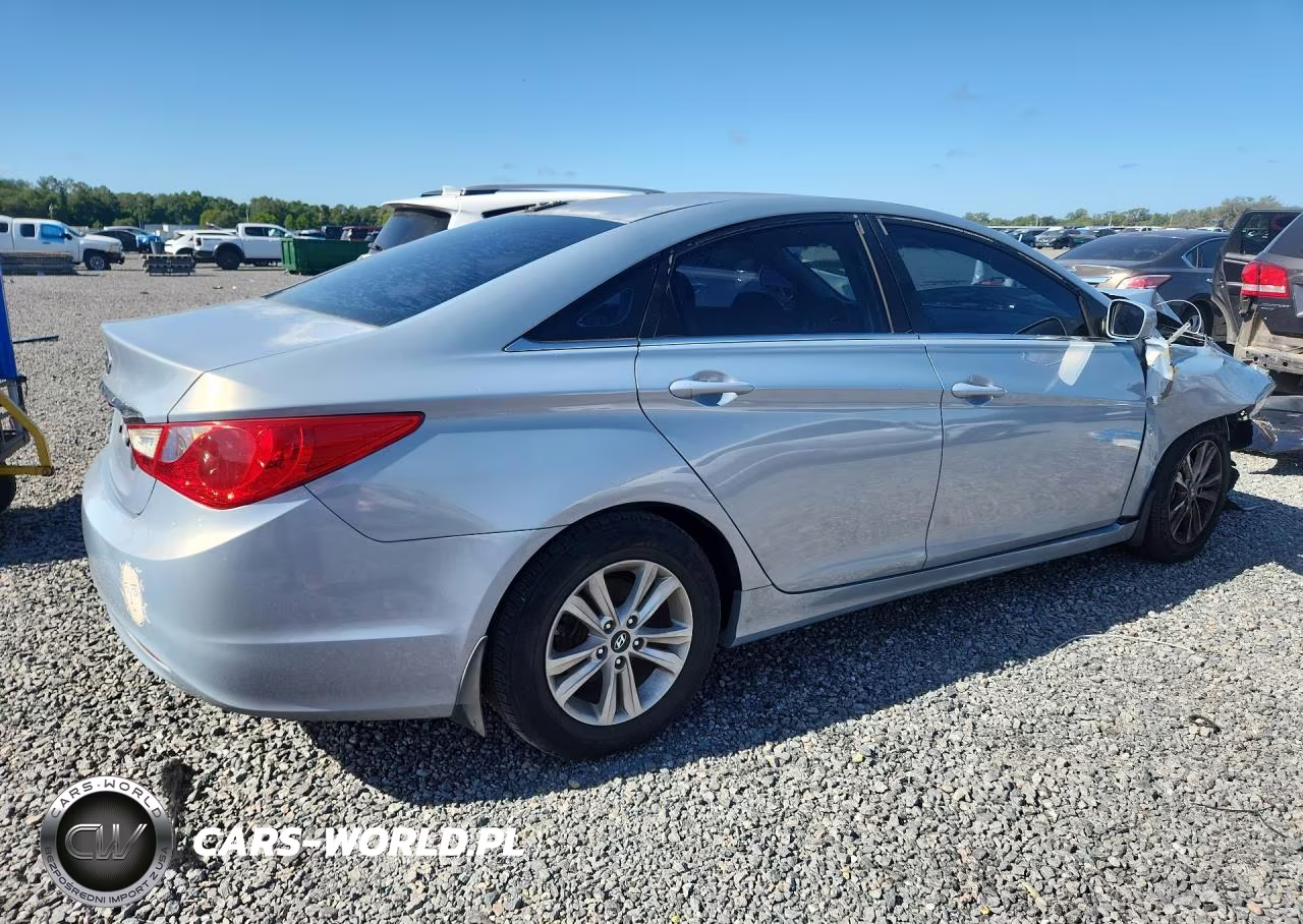 2012 Hyundai Sonata Gls VIN:5NPEB4AC2CH324722 - 3
