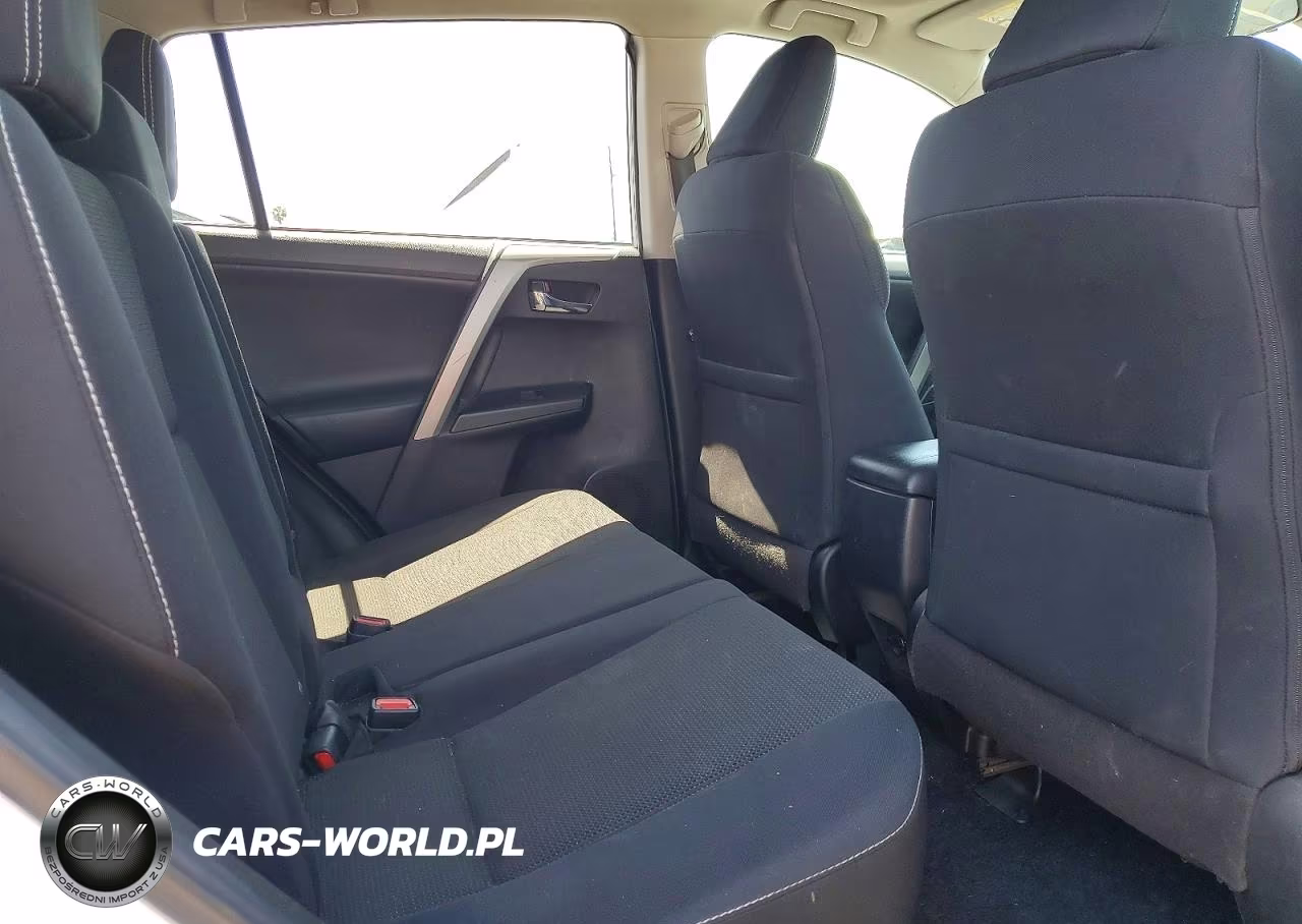 2018 Toyota Rav4 Xle VIN:2T3WFREV0JW476327 - 11