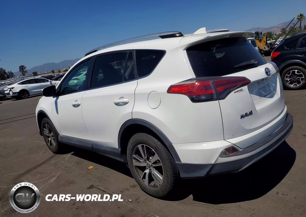 2018 Toyota Rav4 Xle VIN:2T3WFREV0JW476327 - 2