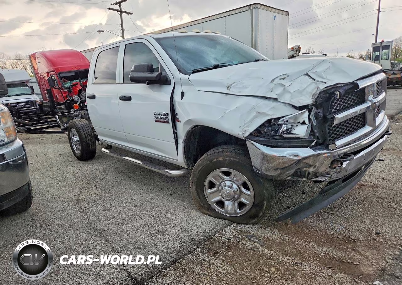 2018 Ram 3500 St VIN:3C63R3CL7JG239303 - 4