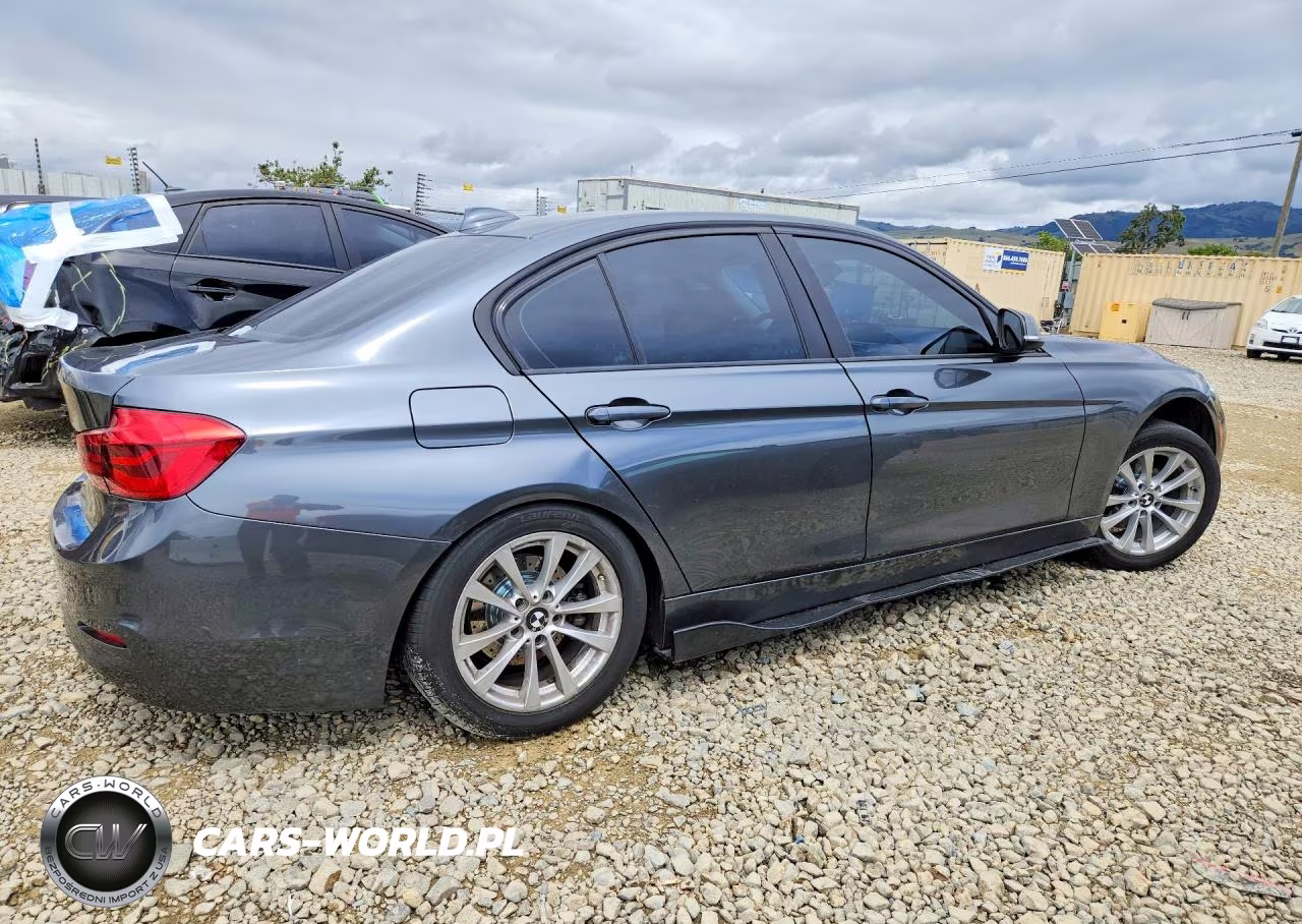2017 BMW 320 I VIN:WBA8E1G54HNU12848 - 3